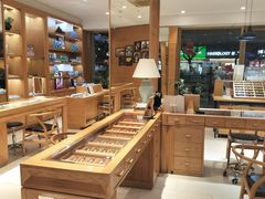 -宝丽眼镜(湖墅店)