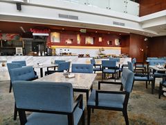 -华强广场酒店-椰香高空自助餐厅