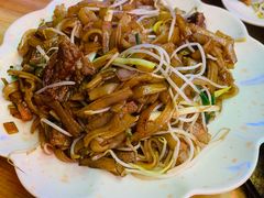 干炒牛河-南记食粥坊·宵夜大排档(南桂店)