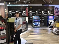 -日上免税店(三径路t3店)