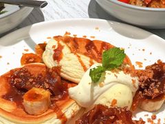肉桂苹果焦糖香蕉舒芙蕾松饼-娜娜家•Nana And Her Friends Restaurant(小寨原力场店)