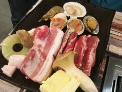 -海抱猪
