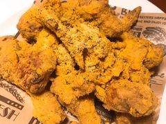 -BHC炸鸡(明洞总店)