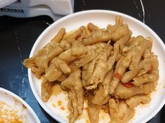 -魁牛·潮汕牛肉自助火锅(沈辽路万达店)