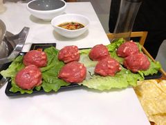 手锤牛筋丸（生）-三头牛·潮汕牛肉生蚝火锅 (夏湾店)