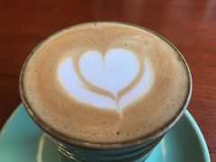 卡布奇诺-Be Lived Cafe比例咖啡(摩天轮店)