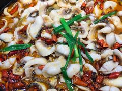 酸爽中辣鱼锅-有家·酸汤鱼(土门店)