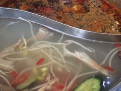-何氏串串香火锅(翠亨店)