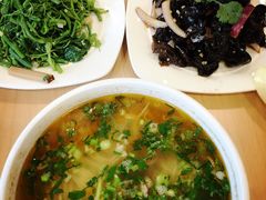 -西部马华清真兰州牛肉面·烧烤夜市(关东店)