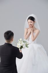 -喜爱高定婚纱摄影