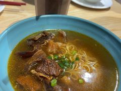 -滋味满屋美食坊(上海街店)