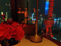 -翡翠36酒吧(浦东香格里拉店)