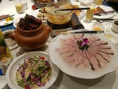 -海鸿荟·沿江菜(中山北路店)