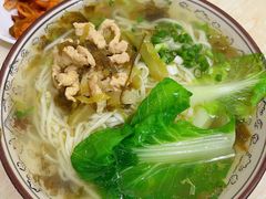 酸菜肉丝面-鸿盛面庄(庆云北街2号院店)