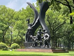 -上海市龙华烈士陵园