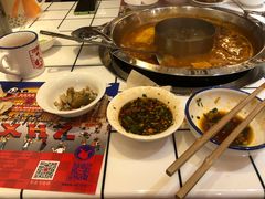 -贤合庄卤味火锅(安吉万达店)