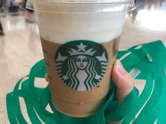 -星巴克(深圳北站B5检票口)