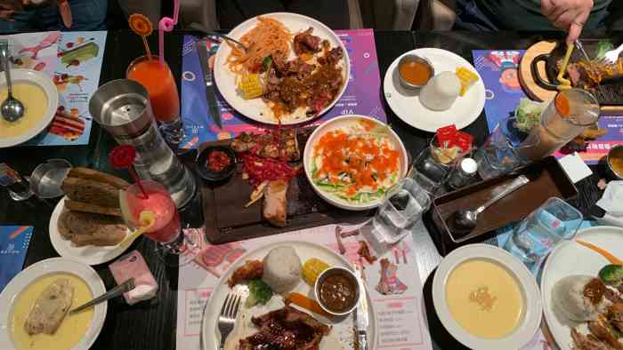 伯顿西餐厅(凤岗花园店)-"299的圣诞套餐 简直就是收割智商税,太.