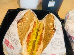 -The Habit Burger Grill 哈比特汉堡(复兴soho店)