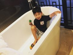 -三亚湾海居雅高铂尔曼度假酒店