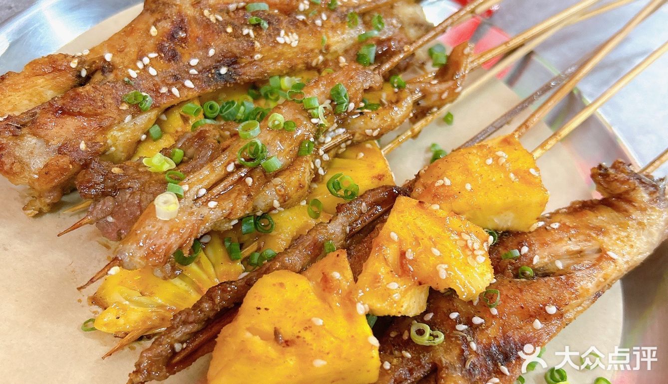 【三亚美食】三亚有一家把我一个北方人吃服的烧烤