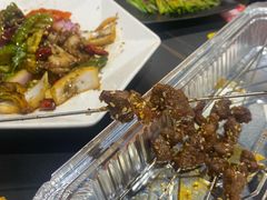 -许哥东北烧烤·铁丳烤串·宫后夹肉(繁花中心店)