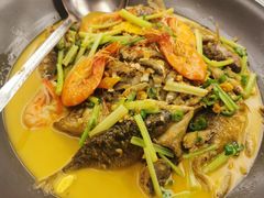 杂鱼一锅鲜-饭怕鱼·黄焖鲟龙鱼(湖大店)