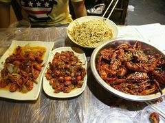-巴厘龙虾·榜首油焖大虾(音乐学院·沿江酒馆店)
