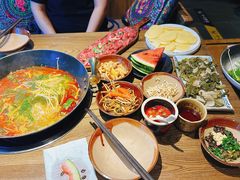 -贵厨酸汤牛肉(花果园国际中心店)