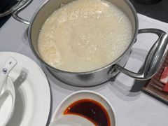 -红鼎豆捞·非遗鲍皇汤火锅(宝丰路店)