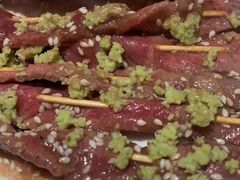 -何妹湿辣牛肉·粤式烧烤砂煲(桂雅路店)