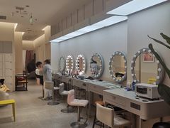 -天真蓝照相馆(杭州滨江宝龙店)