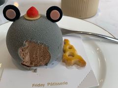 -Fridi Patisserie Cafe