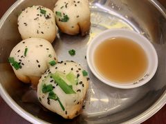 特色生煎-三两春(浦三路店)