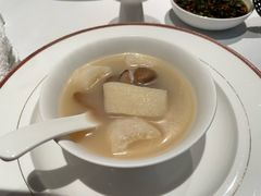 -洋房火锅(上海新天地南北里店)