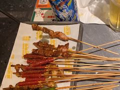-威记烧嘢·南宁烧烤·超级生牛(绿地店)