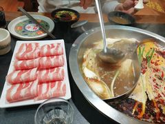 -沸炉重庆老火锅(军事博物馆店)