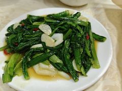 -尕有炕锅烤羊肉