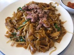 招牌干炒牛河-品粤居港式打边炉·广式烧腊(西安路福佳新天地店)