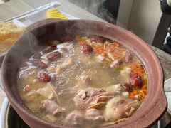 -东记炭炉·海鲜鸡煲(龙华店)