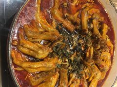 田螺鸭脚煲-景湖轩全日制餐厅·南湖名都