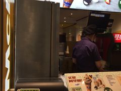 门面-麦当劳(融创茂店)