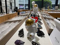 -无界眼镜MaxLess(滨江星光大道店)