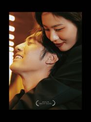 -现代经典婚纱摄影