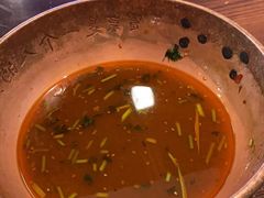 -成都你六姐·牛肉冒菜(城市集市合生汇店)