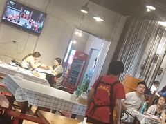 -李双猪·小龙虾·烧烤·羊肉煲(乐山店)