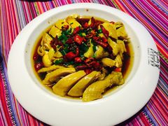 -香巴拉云南餐厅(华莱坞店)