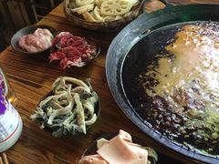 -岗上渣渣老火锅(两路口店)