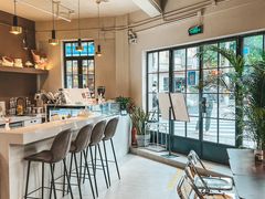 -Fridi Patisserie Cafe