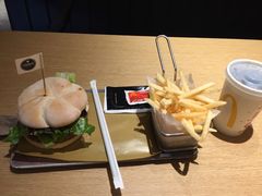 自创汉堡套餐-麦当劳(新王府井店)